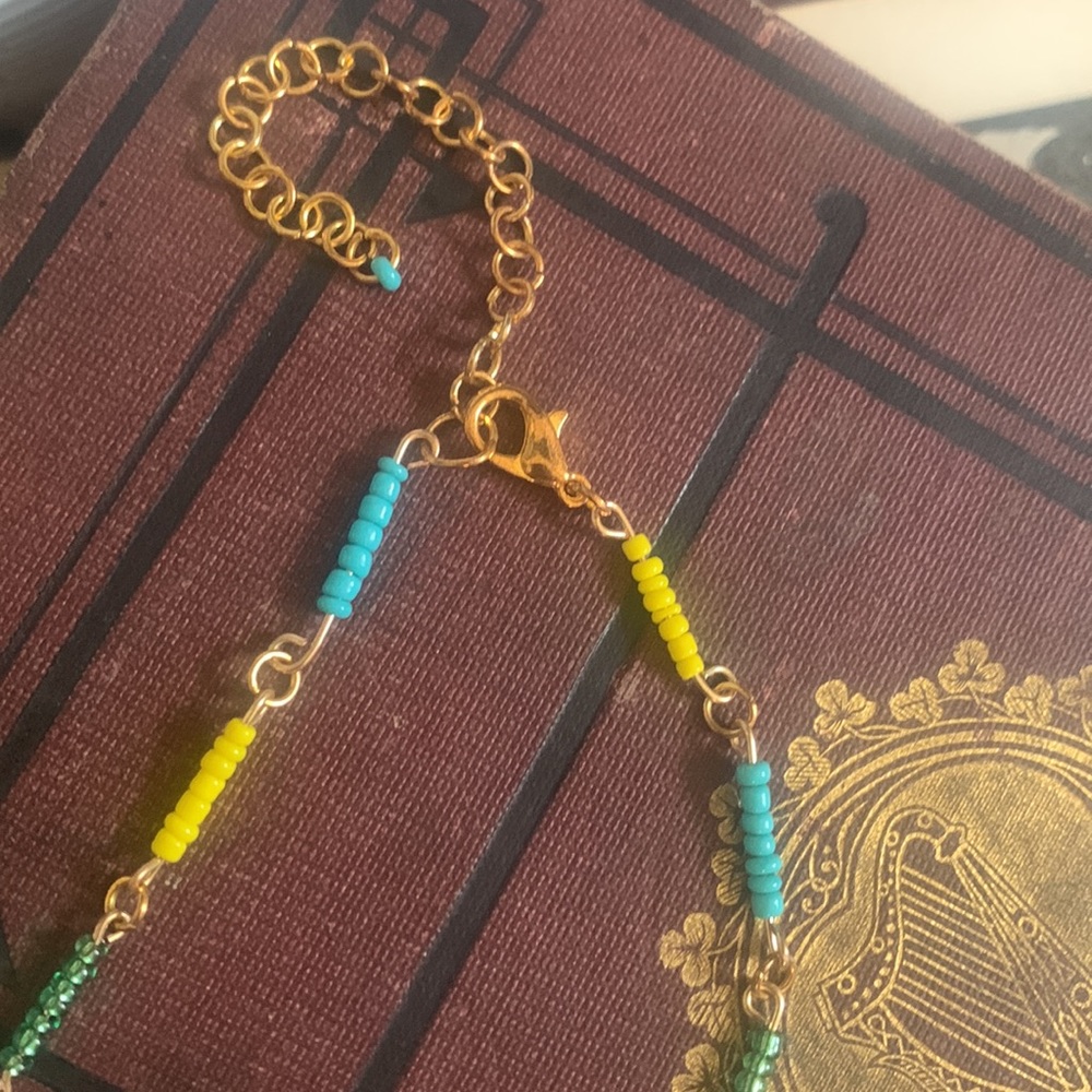 Tiny Succulent Charm Beaded Necklace - Picture 3 of 4